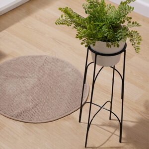 Soporte de plantas en Acero Negro con maceta plastica blanca Piso Arco Alto